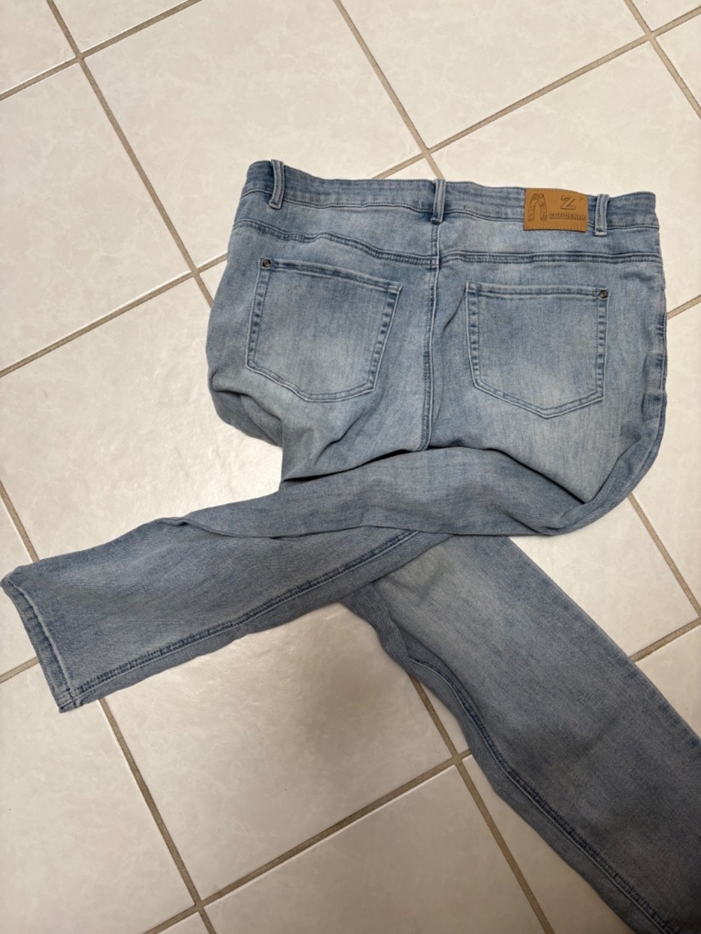 ZLZ Straight Fit Stretch Denim - Picture 4 of 4